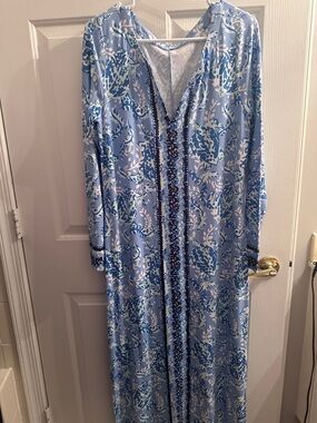 Lilly Pulitzer Faye Maxi Dress in the "Blue Peri Turtley Awesome" print.